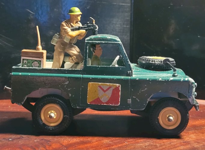 Land rover SWB Britains Ltd 1975 ech 1:32