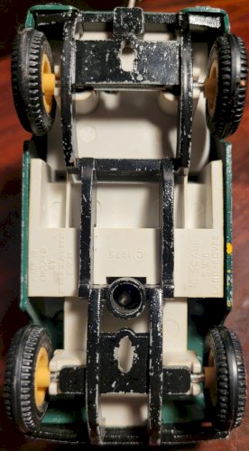 Land rover SWB Britains Ltd 1975 ech 1:32