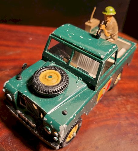 Land rover SWB Britains Ltd 1975 ech 1:32
