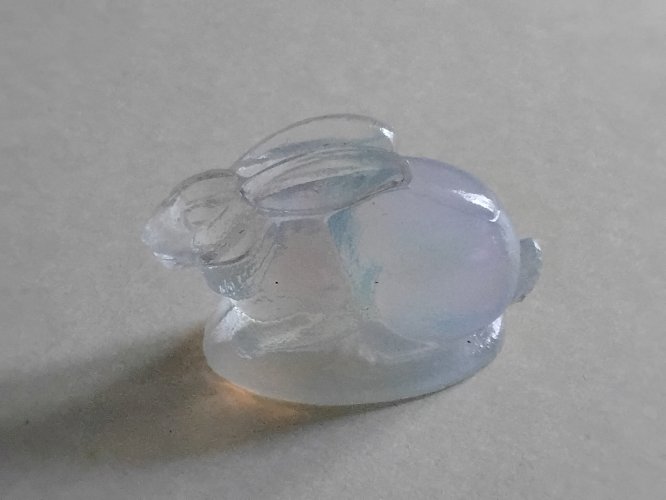 Lapin en verre opalescent Sabino