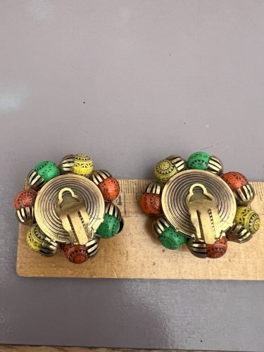 Larges boucles d’oreilles Fantaisie, vintage vers 1960 estival colorée Vintage