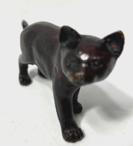 " Le Chat " groupe en bronze a patine brune XX siècle