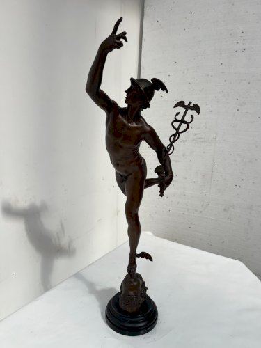 "Le Dieu Mercure " Groupe en bronze a patine brune XIX siècle