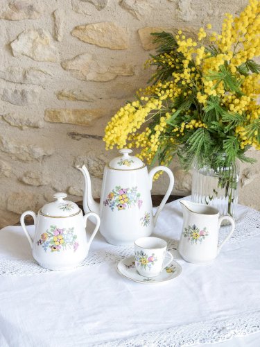 Léandre, le service à café en porcelaine N°6