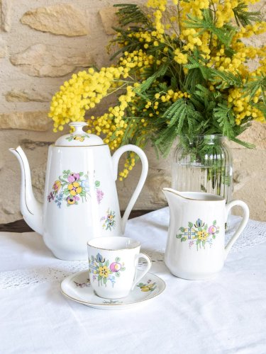 Léandre, le service à café en porcelaine N°6
