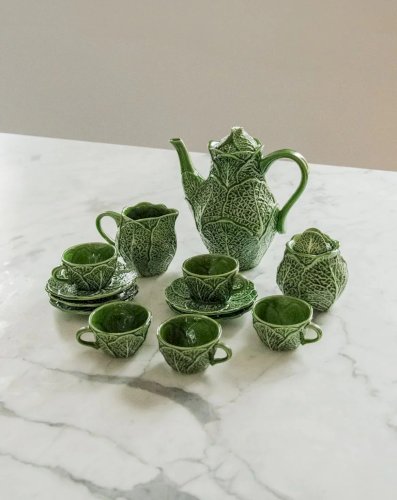 Léandre, le service en barbotine Caldas da Rainha N°205