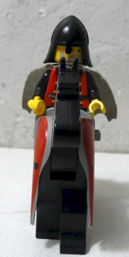 LEGO Chevalier Castel 6007 : Le dragon noir plus chevalier à compléter