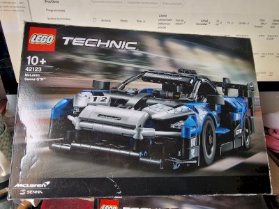 LEGO SET BOITE TECHNIC 42123 VOITURE MC LAREN SENNA GTR- BOITE OUVERTE