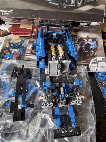 LEGO SET BOITE TECHNIC 42123 VOITURE MC LAREN SENNA GTR- BOITE OUVERTE