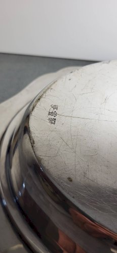 Légumier couvert en métal argenté anglais