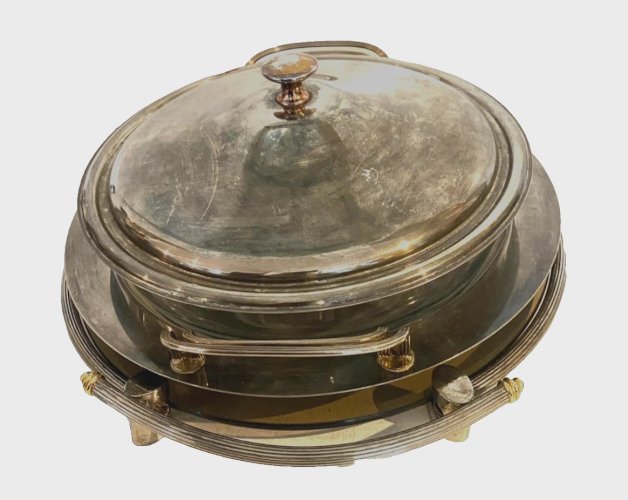 Légumier couvert et son plateau de présentation XX siècle