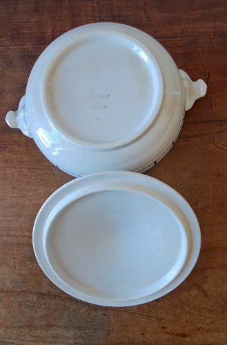 Légumier modèle Chez Soi de Sarreguemines.