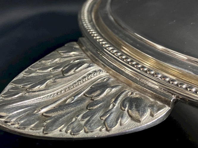 Légumier soupière en métal argenté signé CHRISTOFLE