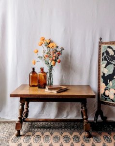 Leonie, the large wooden coffee table No. 471