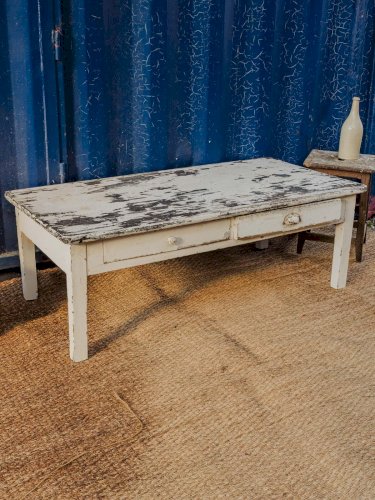 Léonie, la table basse en bois poncé N°459