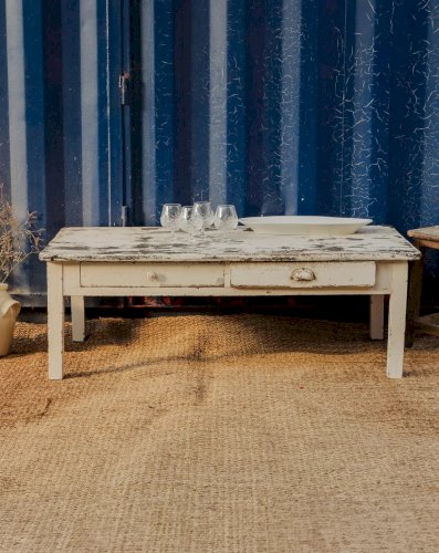 Léonie, la table basse en bois poncé N°459