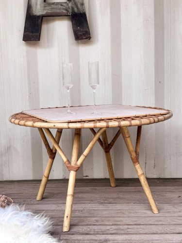 Léonie, la table basse en rotin N°223