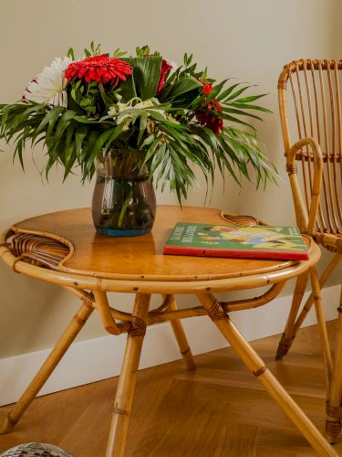 Léonie, la table basse en rotin N°302