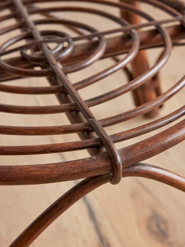 Léonie, la table basse en rotin N°337