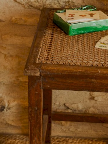 Léonie, la table basse en rotin N°340