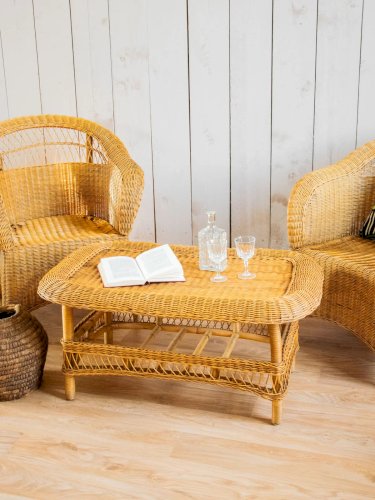 Léonie, la table basse en rotin N°371