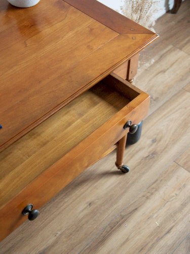 Léonie, la table basse sur roulettes N°284