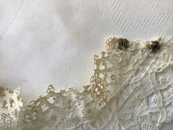 Linge Ancien Col enfant poupon brodé au fuseau Dentelle 1800/1900 Napoleon lll
