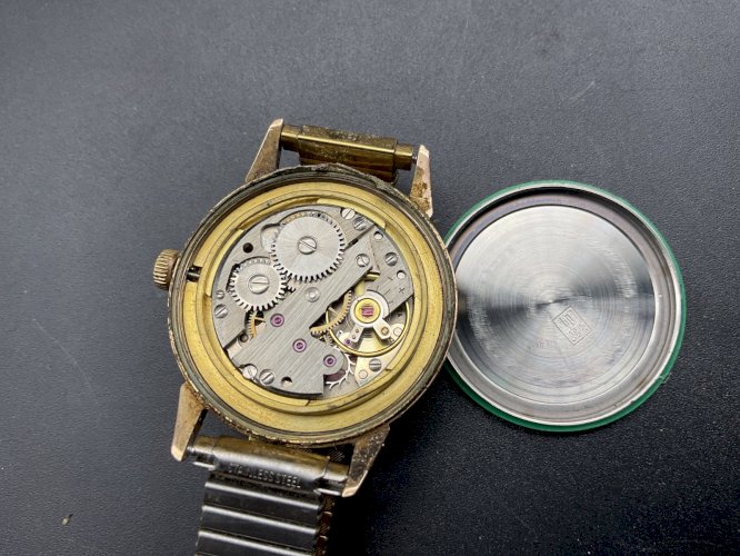 LIP Dauphine - Montre mécanique - plaque or