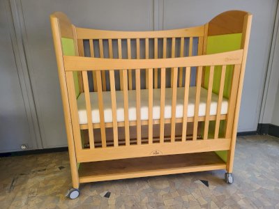 Wesco 1st age bed