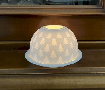 Lithophanie photophore - Sapins - Noel - porcelaine biscuit Bernardaud?