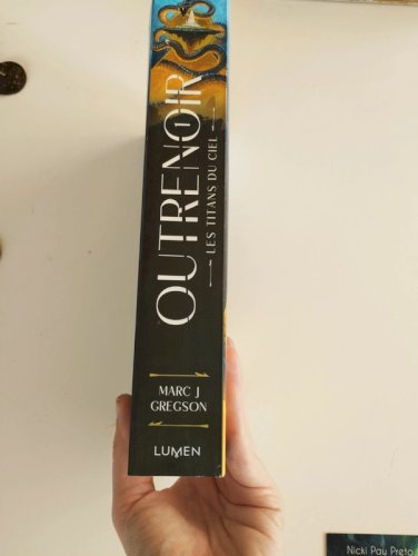 Livre outrenoir tome 1 neuf broché