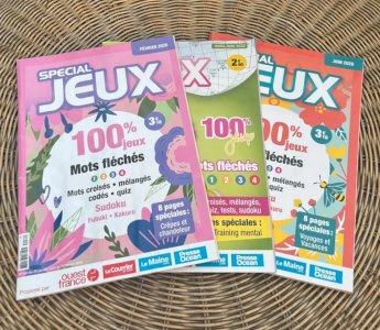 Livres/revues de jeux ( mots croisés , sudoku )