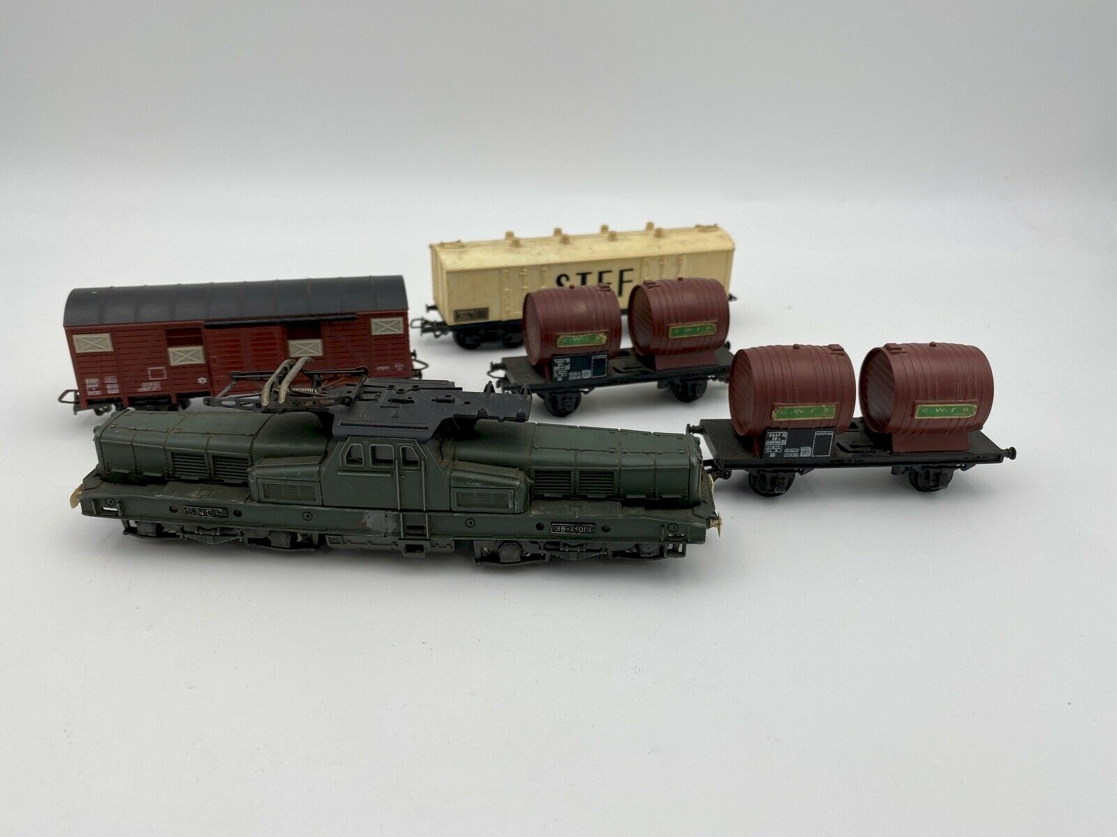 Lot De 4 Wagons Jouef HO - Dont Un Neuf - Modélisme Ferroviaire Vintage France