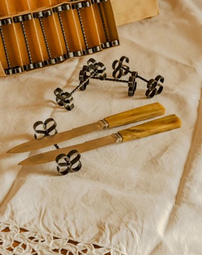 Loïs, le lot de 12 porte-couteaux vintage N°440