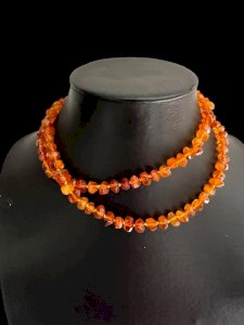 Long collier Ambre naturel Perles biseautées Vintage 29,53g Montage Noeuds