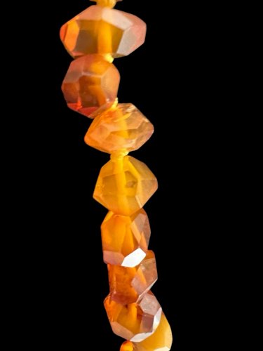 Long collier Ambre naturel Perles biseautées Vintage 29,53g Montage Noeuds