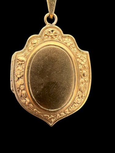 long collier Médaillon souvenir XIXe siècle Ancien Charme Romantic Antic Locket