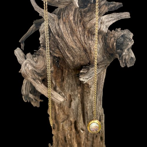 long collier Médaillon souvenir XIXe siècle Scene  Galante Plaque Emaillé Ancien