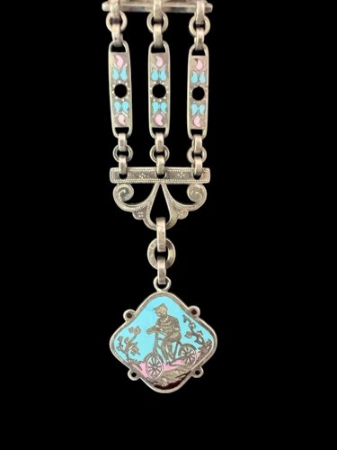 Long Collier Pendentif Émaillé Fin 19ème Antique Cyclisme Collection Gothique