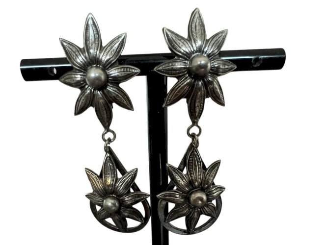 Longues Boucles d’oreilles Clips Ancienne pendantes florale vers 1950 vintage