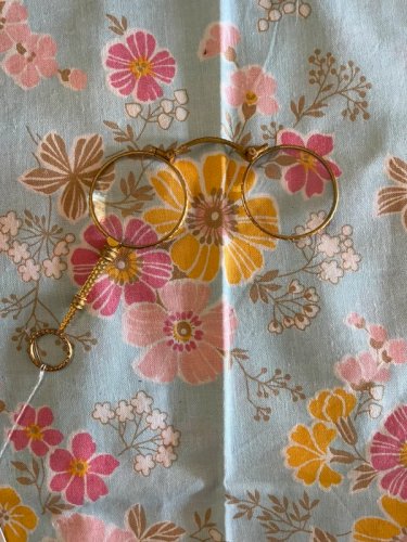 Lorgnon / loupe ancienne