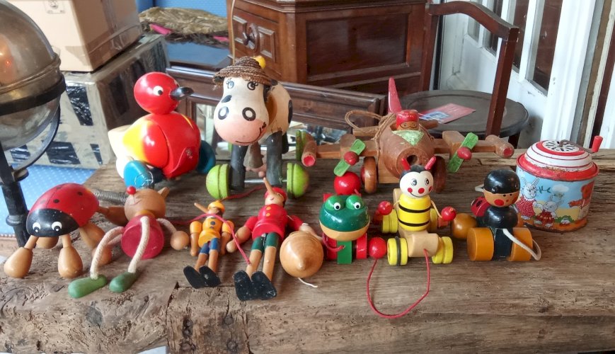 Lot 12 Ancien Jouet Bois Vintage Pinocchio Avion Coccinelle Vache Old Wooden Toy