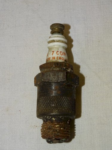 -LOT 14 BOUGIES AUTOMOBILES ANCIENNES 7 AVEC BOITES 1 BOITE SEULE VHC AUTO   D
