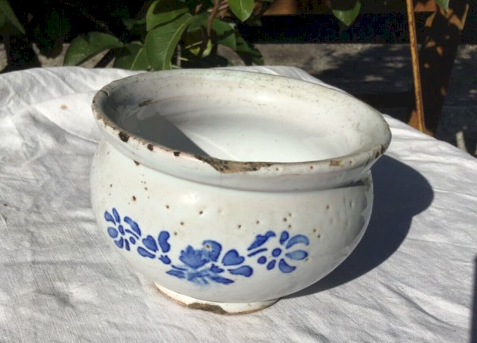 Lot 2  pot à Confiture terre cuite vernissée R.D. Décor fleur 19e faïence blanc