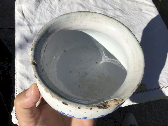 Lot 2  pot à Confiture terre cuite vernissée R.D. Décor fleur 19e faïence blanc