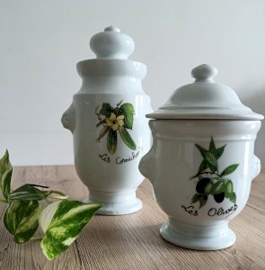 Lot 2 pots à cornichons et à olives/Pot en porcelaine/Bocal à cornichons vintage