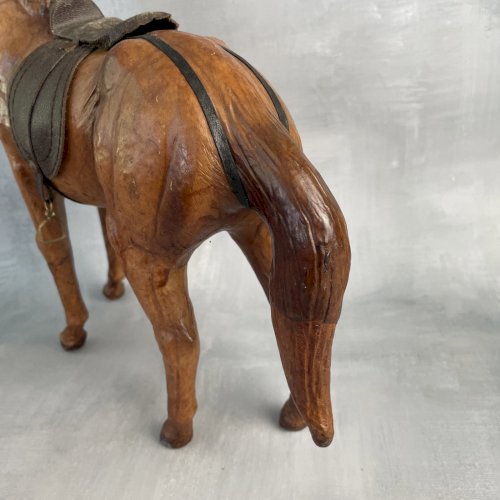 Lot 3 figurine statuette 2 petits chevaux + 1 grand cheval en cuir XXe vintage