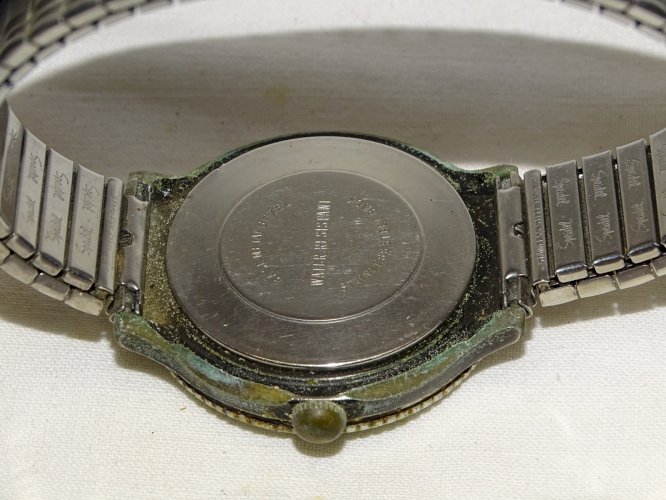 -LOT 3 MONTRES MECANIQUES TIMEX AUTOMATIQUE YEMA JUNIOR KELTON A RESTAURER