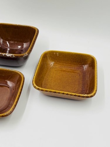 Lot 3 plats carrés en grès Deco Hälsingborg K.J. Svensson
