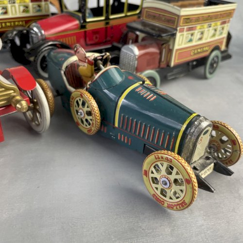 Lot 5 véhicule voiture bus miniature vintage en tôle à remonter mais sans clef